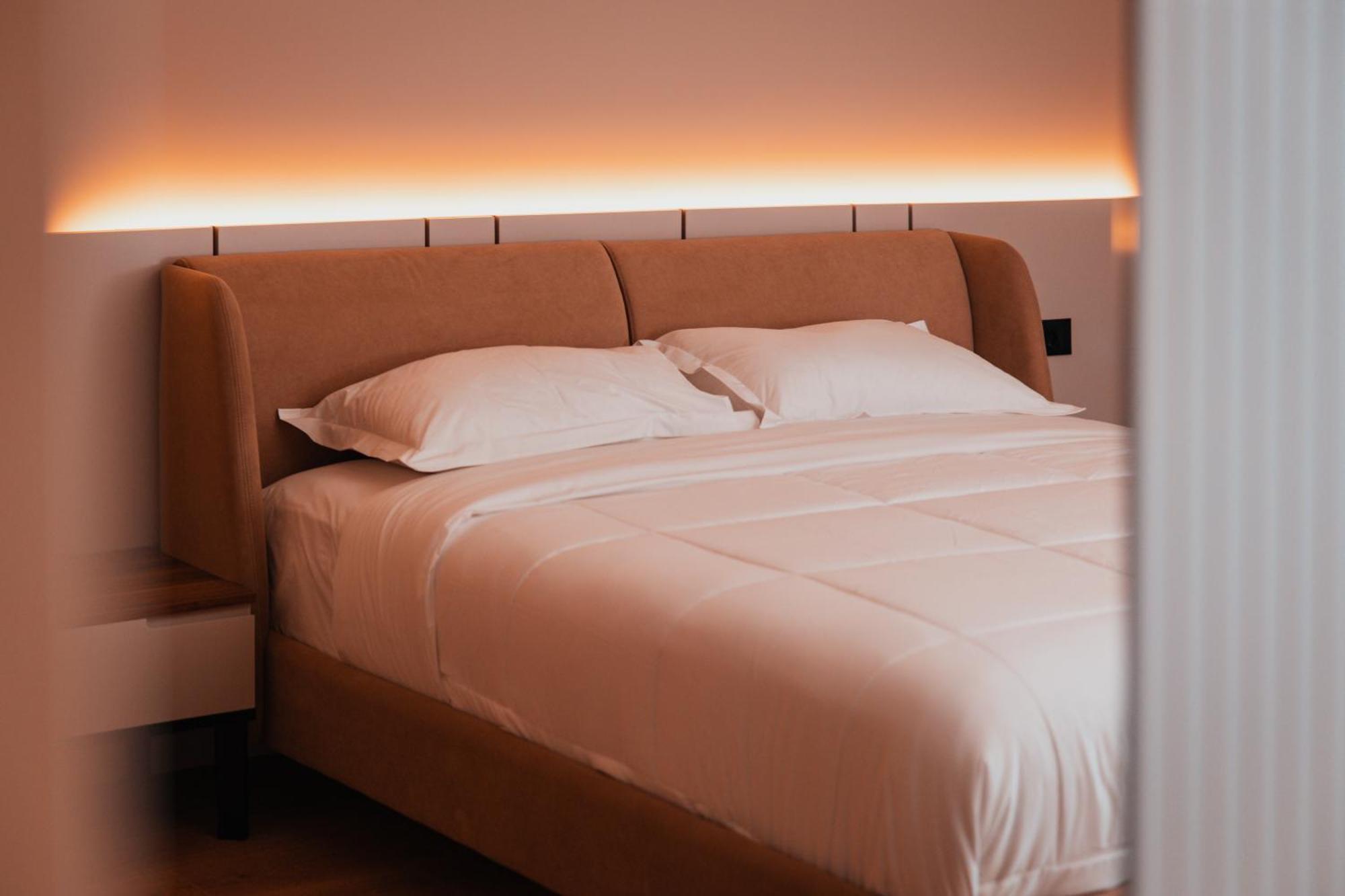 Готель Royal G Deluxe Shkallnur Екстер'єр фото