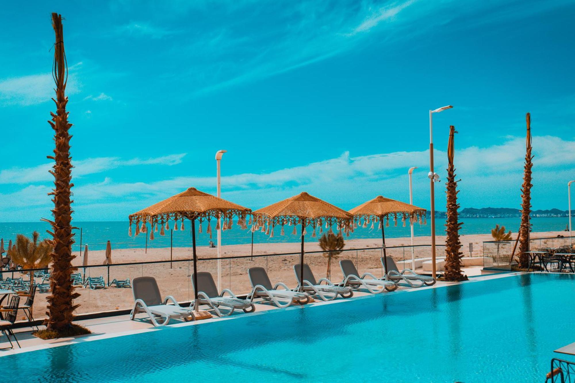 Готель Royal G Deluxe Shkallnur Екстер'єр фото