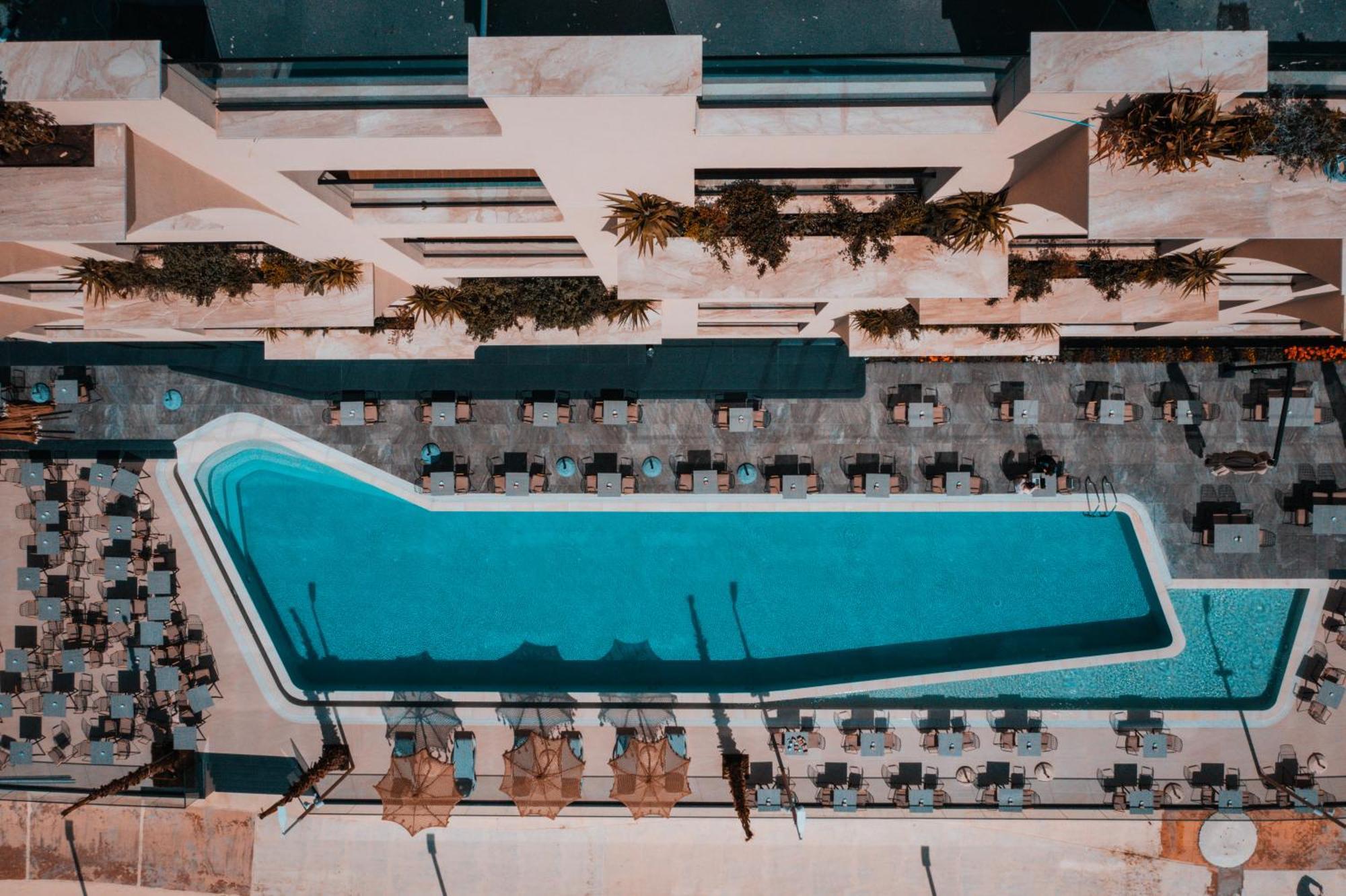 Готель Royal G Deluxe Shkallnur Екстер'єр фото