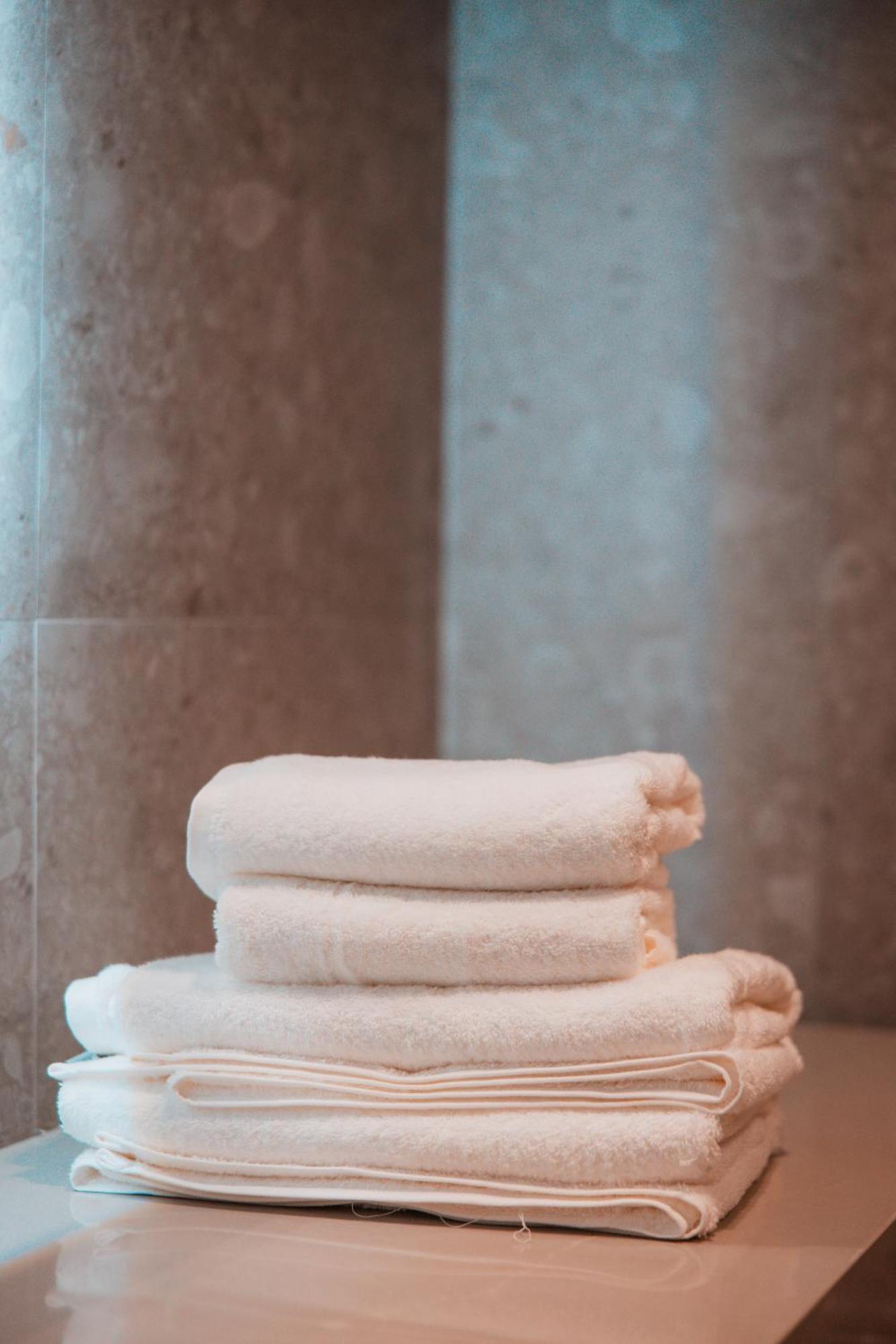 Готель Royal G Deluxe Shkallnur Екстер'єр фото